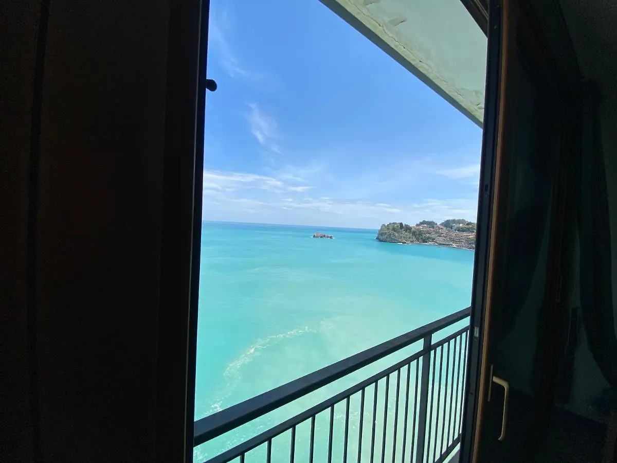 A Picco Sul Mare Apartment Taormina